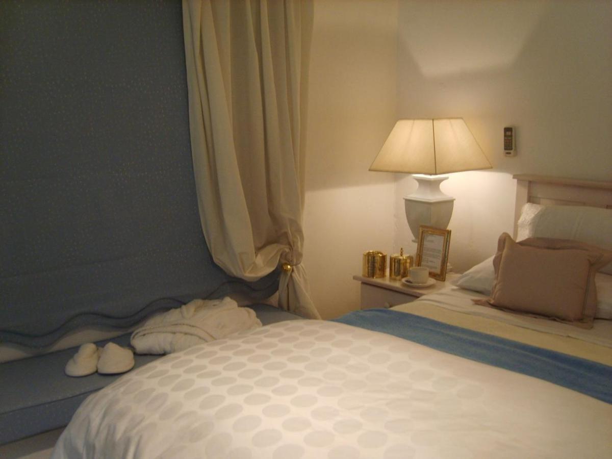 Emerald Guest House Springs Cameră foto